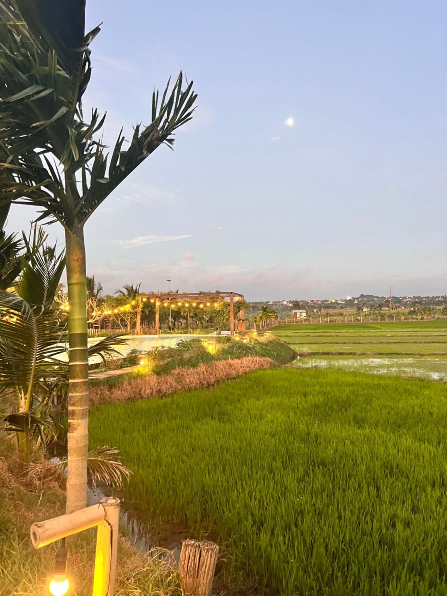 Hotel Komleo Farm Buôn Ma Thuột Zewnętrze zdjęcie